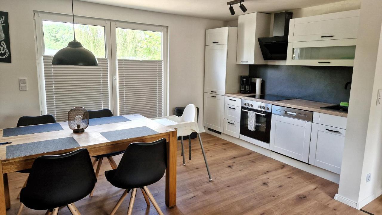Ferienhaus Seeoase - 70Qm - Kamin -Terrassen - Parkplatz - Badestelle Fusslaeufig 希姆斯塔尔 外观 照片