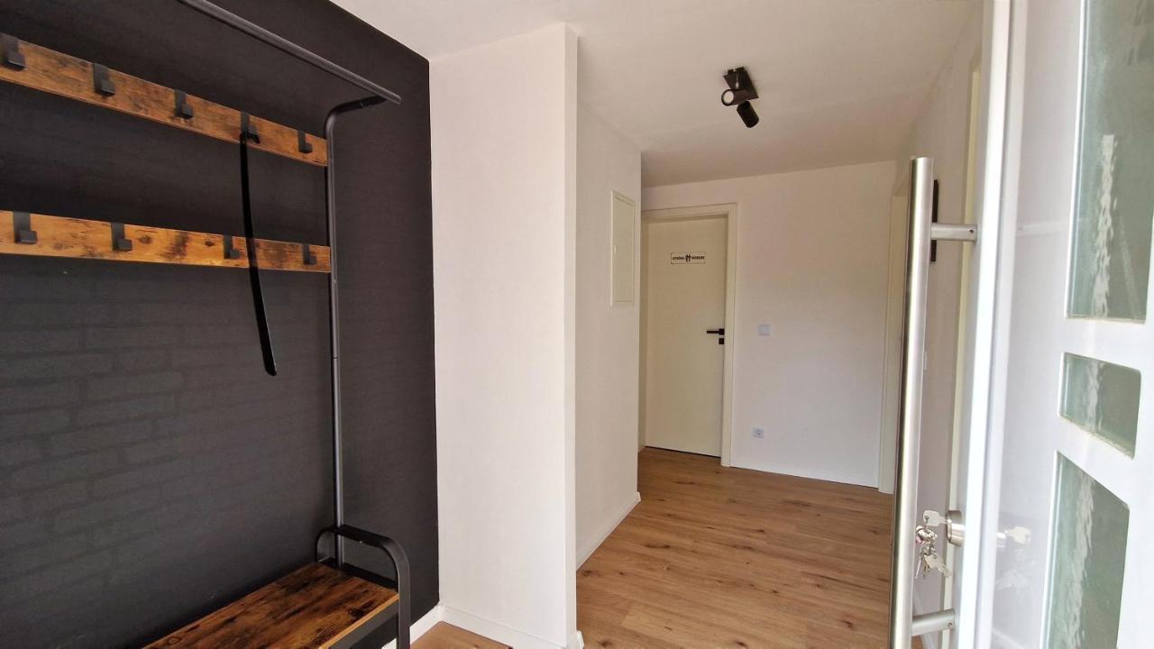 Ferienhaus Seeoase - 70Qm - Kamin -Terrassen - Parkplatz - Badestelle Fusslaeufig 希姆斯塔尔 外观 照片
